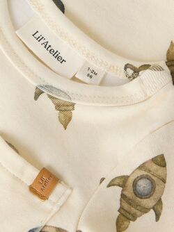 NBMLAYO GEO LS SLIM BODY LIL Turtledove SPACE - LIL`ATELIER